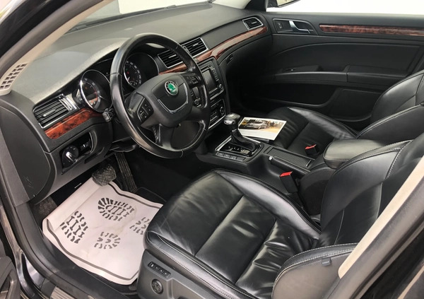 Skoda Superb cena 23900 przebieg: 168841, rok produkcji 2010 z Nowe Miasto Lubawskie małe 326